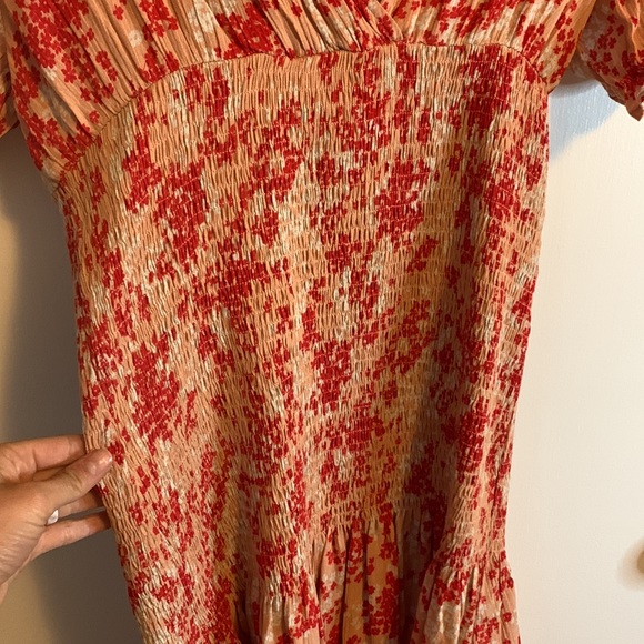 Red White and light Pink Vestique scrunch dress - Picture 3 of 4